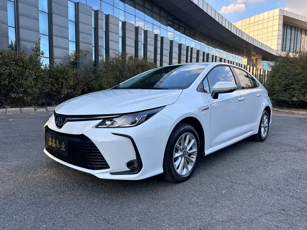 Toyota Corolla 2022 из CN, фото 1