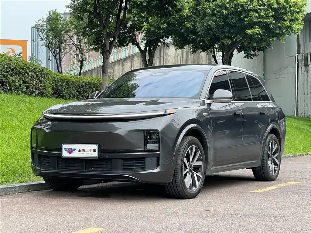 Li Auto L8 2023 из CN, фото 1