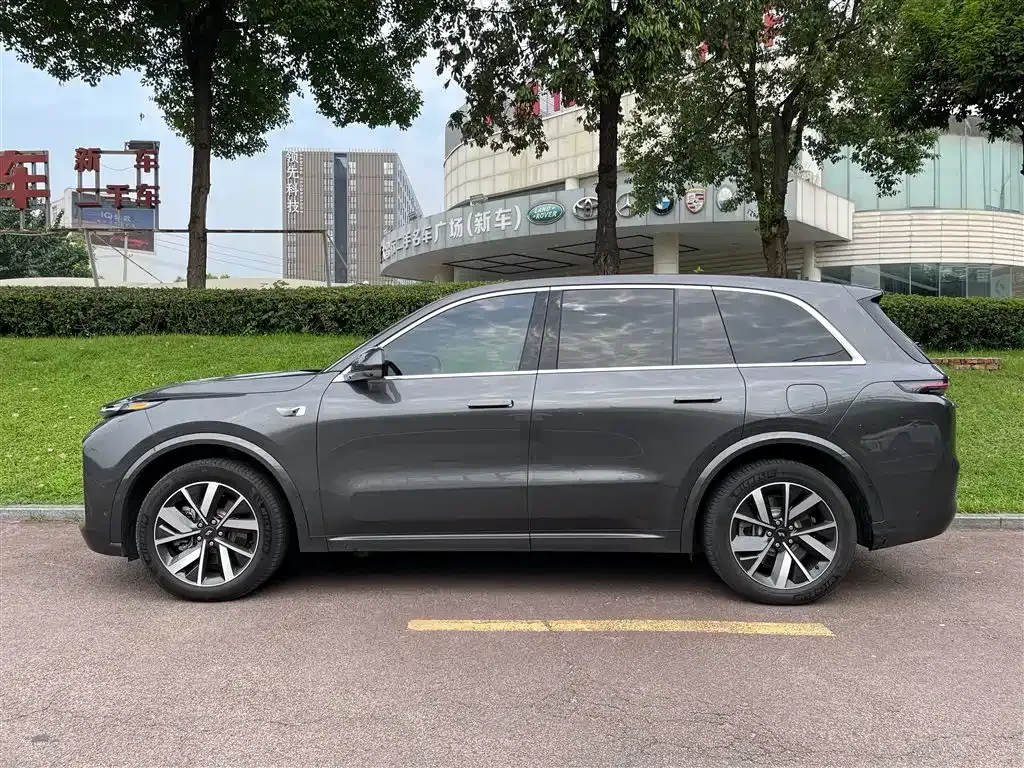 Li Auto L8 2023 из CN, фото 3