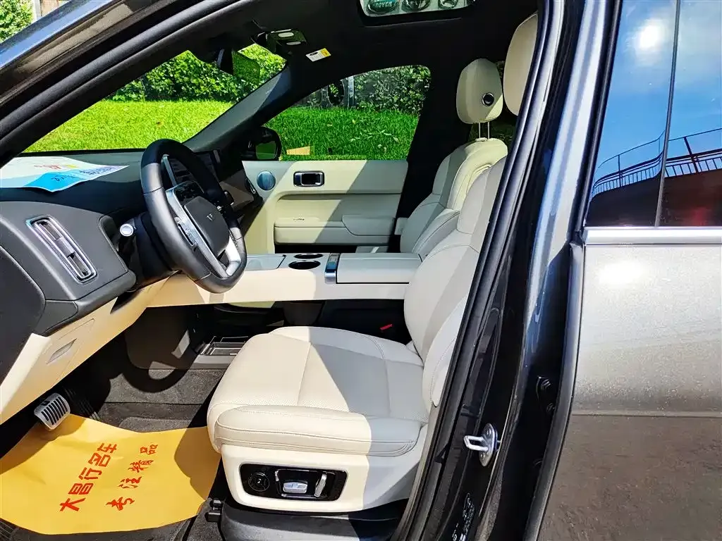 Li Auto L8 2023 из CN, фото 8