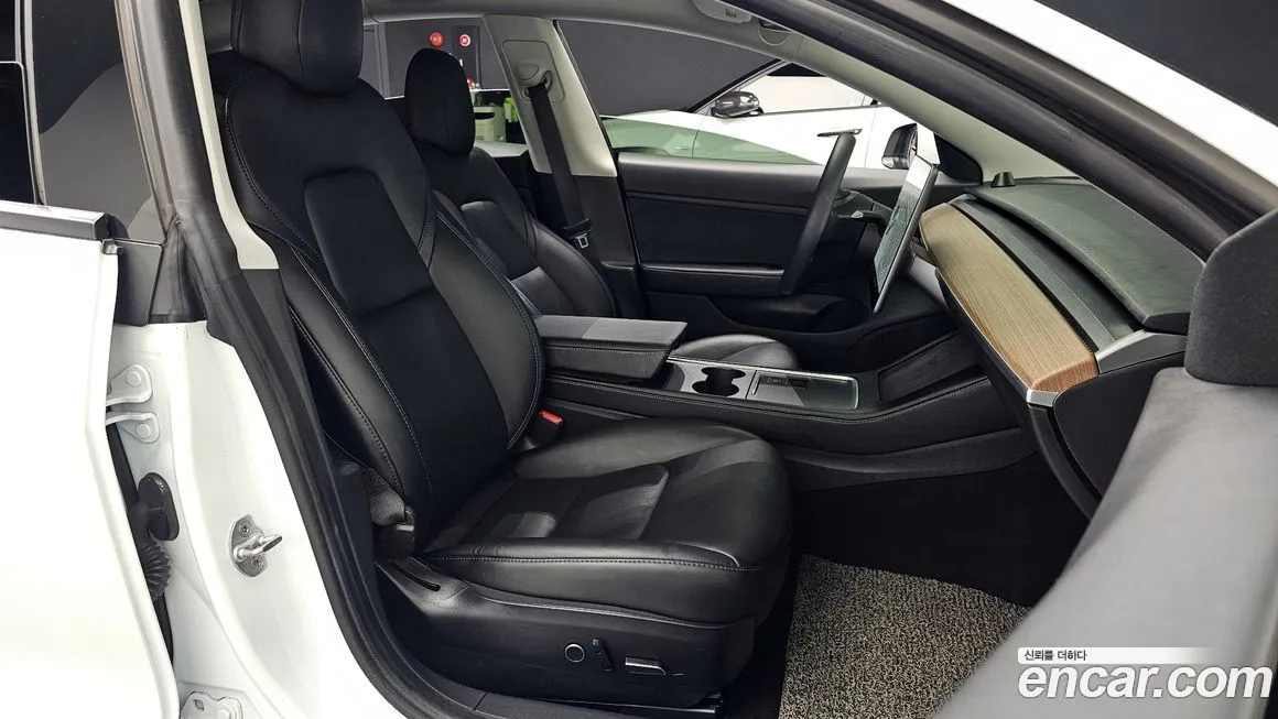 Tesla Model 3 2021 из KR, фото 10