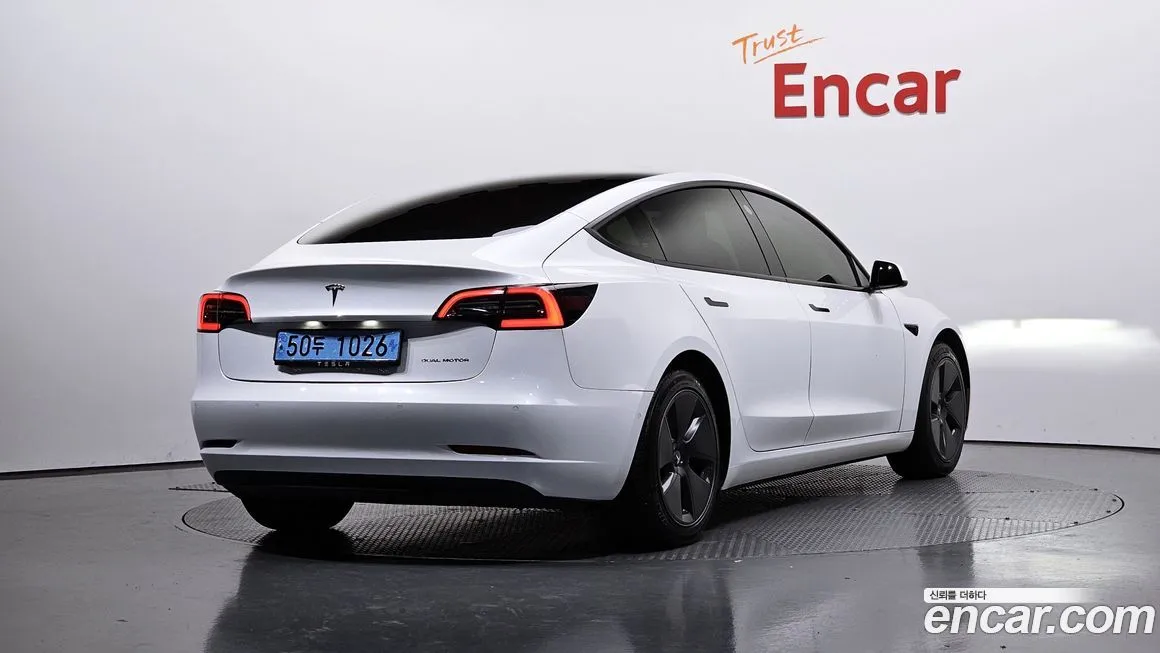 Tesla Model 3 2021 из KR, фото 2