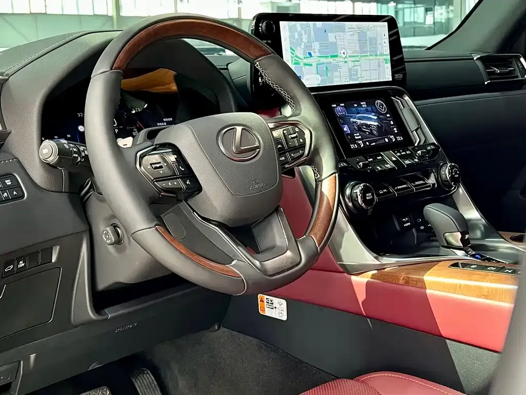 Lexus LX — фото 6