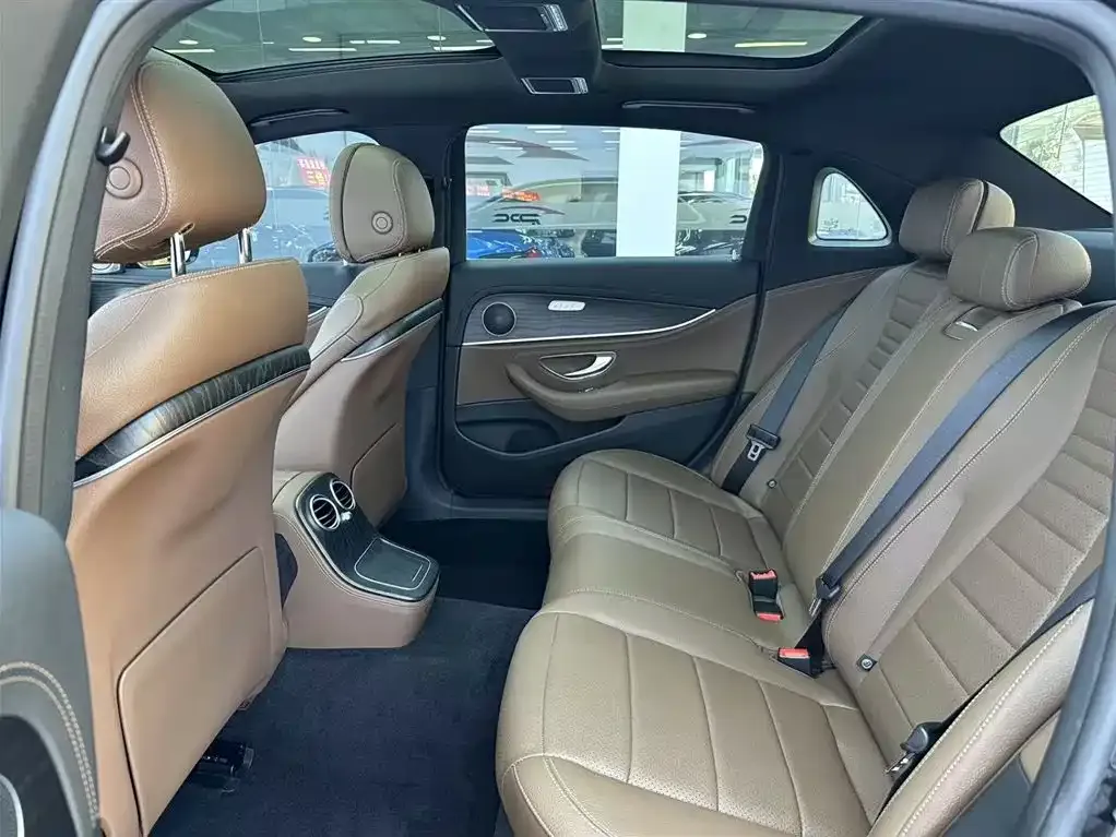 Mercedes-Benz E-Class 2021 из CN, фото 6
