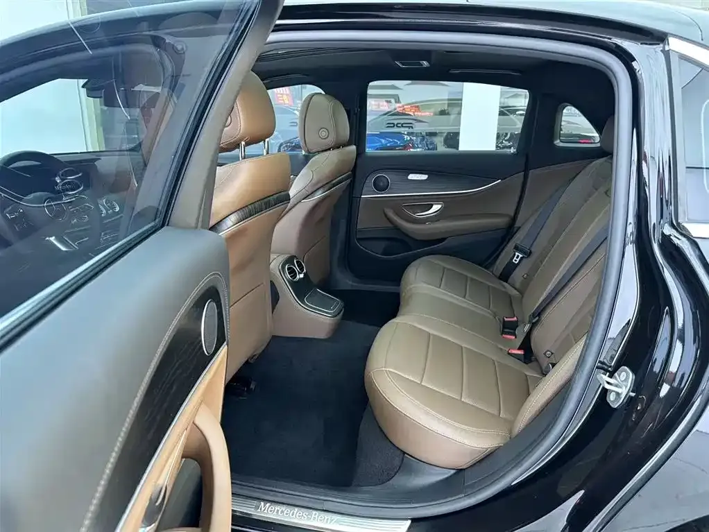 Mercedes-Benz E-Class 2021 из CN, фото 7