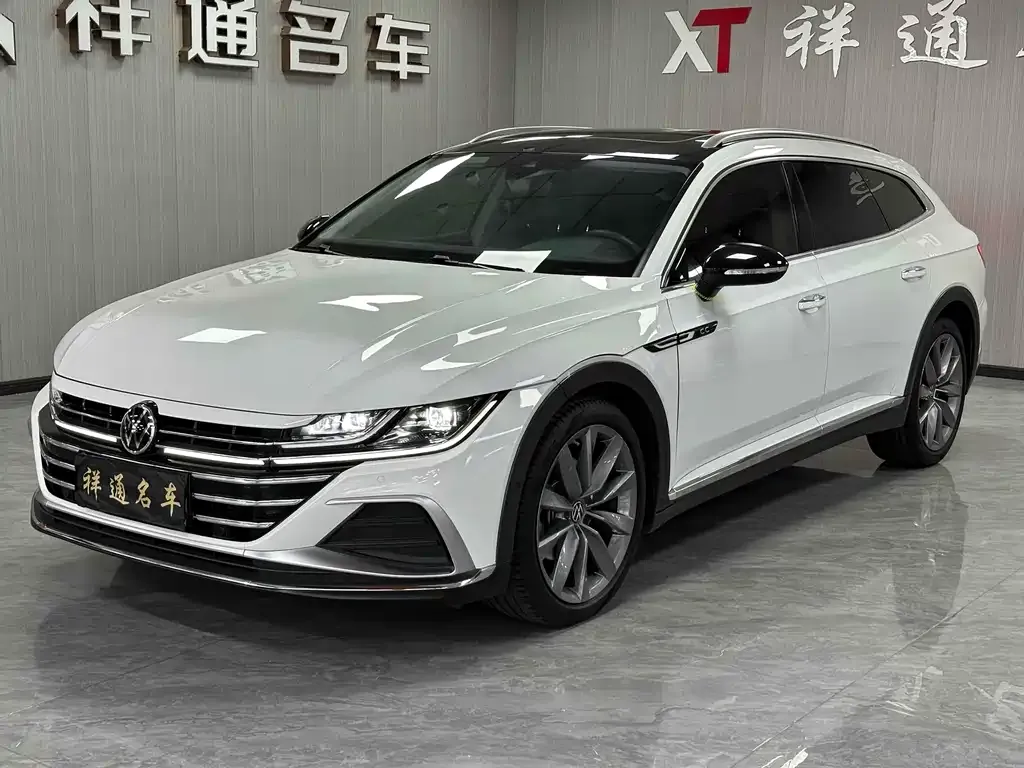 Volkswagen CC 2023 из CN, фото 1