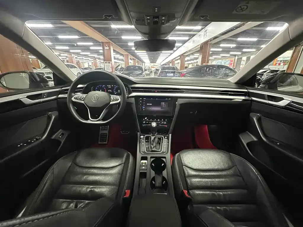 Volkswagen CC 2023 из CN, фото 4