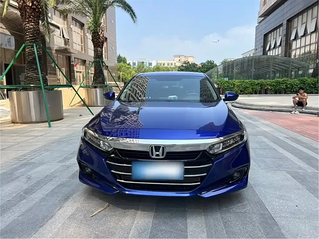 Honda Accord — фото 7