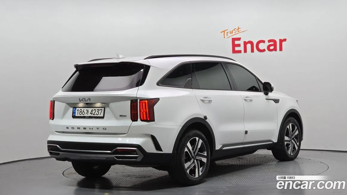 Kia Sorento — фото 2