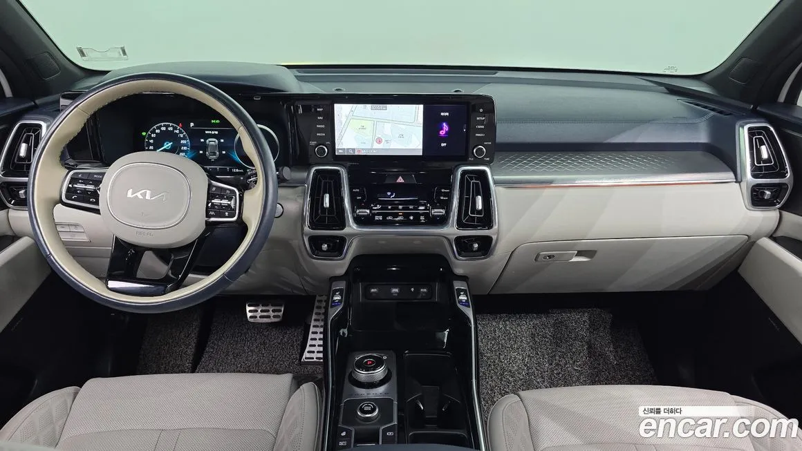 Kia Sorento — фото 7