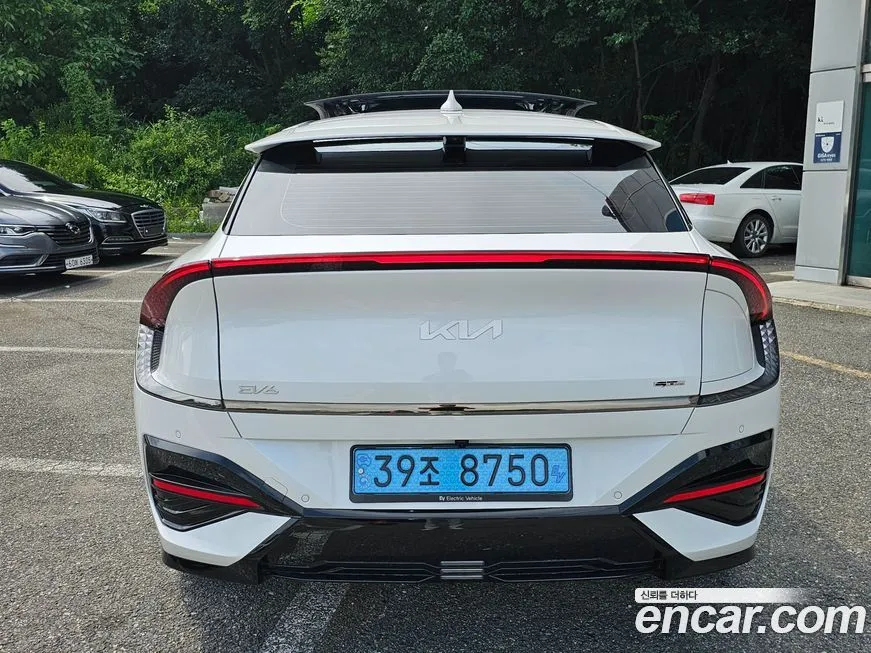 Kia EV6 — фото 4
