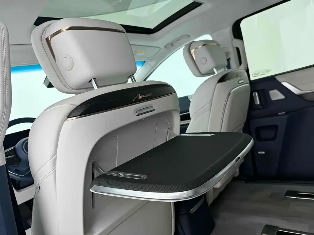 Buick Century 2023 из CN, фото 5
