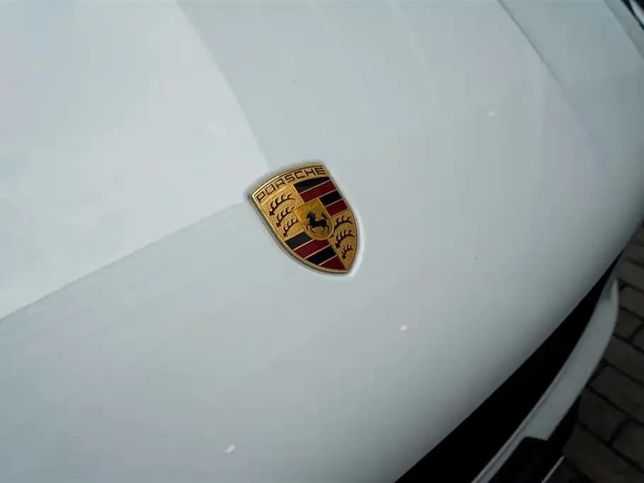 Porsche Macan — фото 10