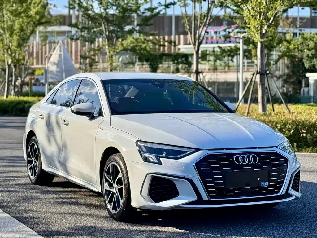 Audi A3 2024 из CN, фото 3