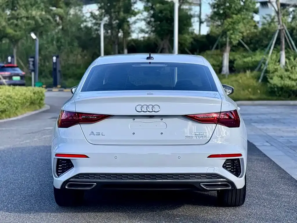 Audi A3 2024 из CN, фото 5