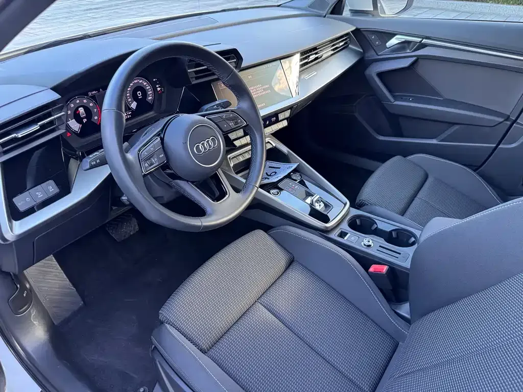 Audi A3 2024 из CN, фото 9