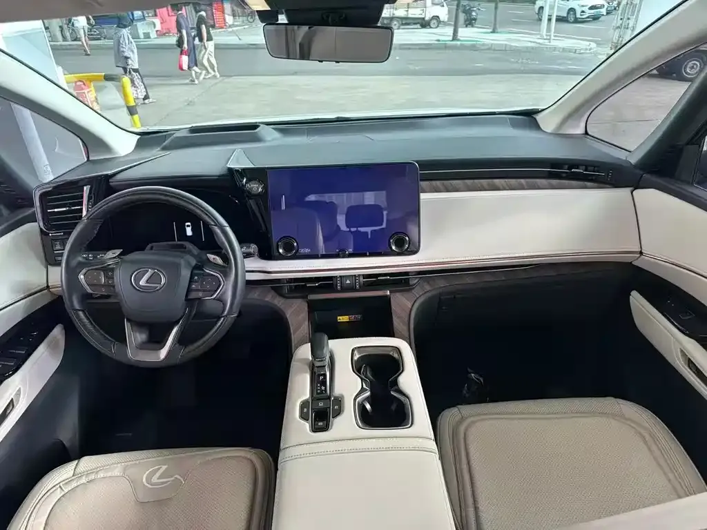 Lexus LM 2024 из CN, фото 3