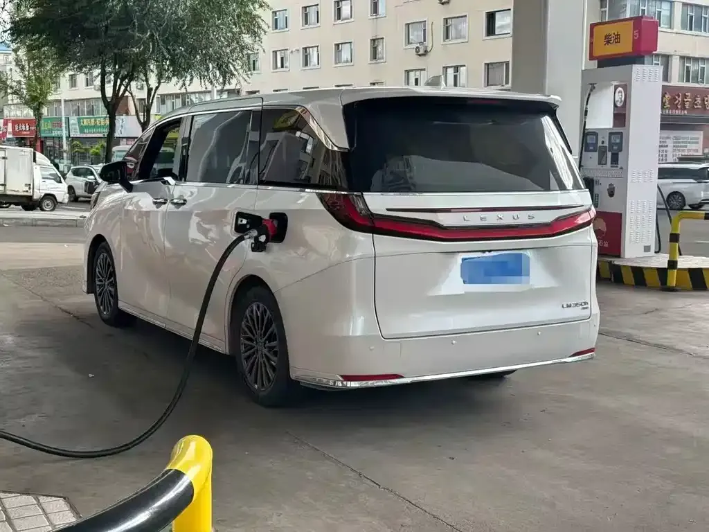 Lexus LM 2024 из CN, фото 6
