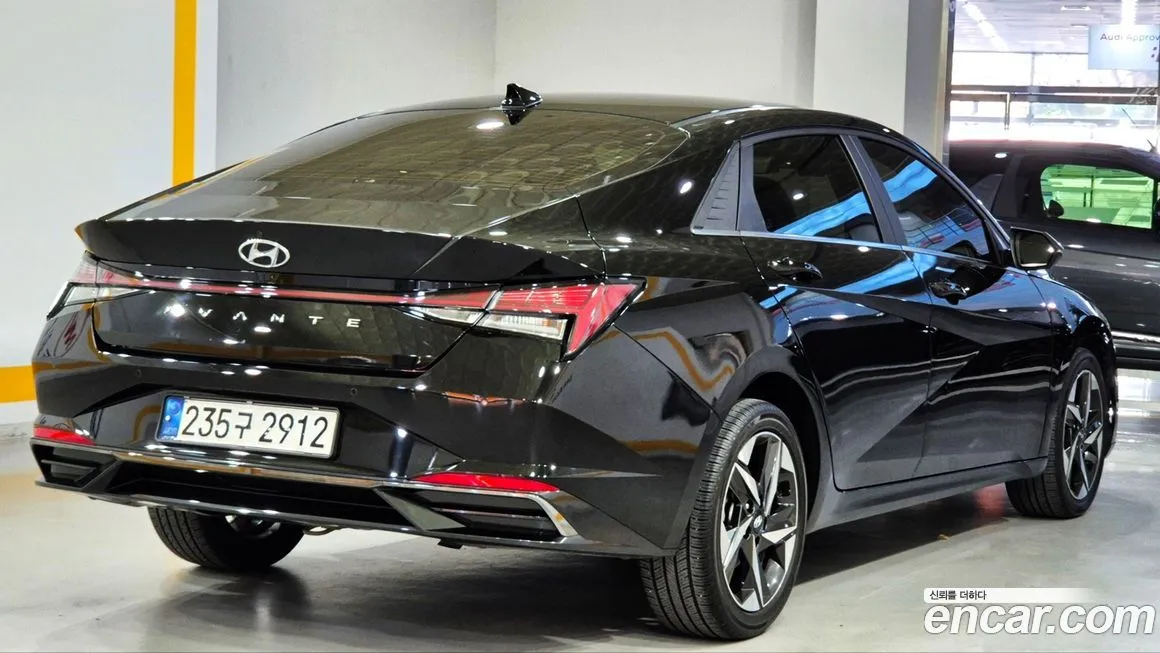 Hyundai AVANTE — фото 4