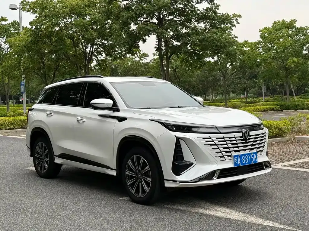 Changan CS75PLUS 2023 из CN, фото 3