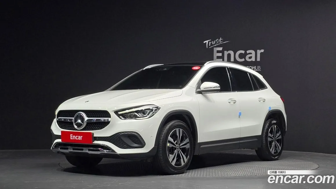 Mercedes-Benz GLA-Class