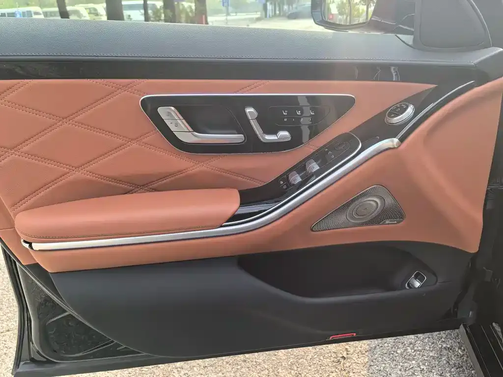 Mercedes-Benz S-Class 2025 из CN, фото 4