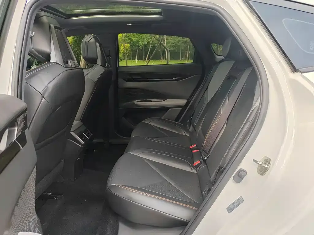 Changan UNI-V 2023 из CN, фото 7