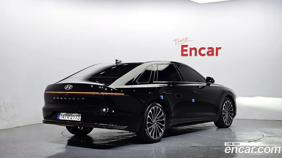 Hyundai Grandeur 2023 из KR, фото 2