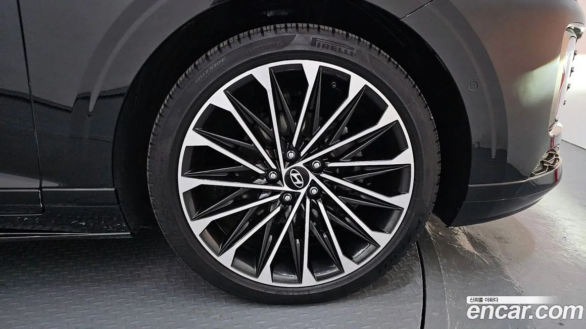 Hyundai Grandeur 2023 из KR, фото 5