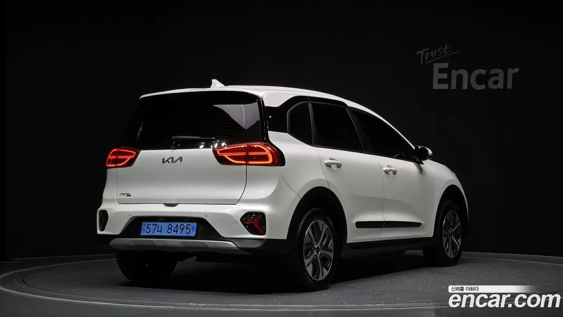 Kia Niro — фото 2