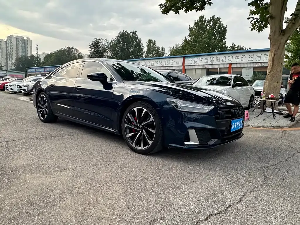 Audi A7L 2022 из CN, фото 3
