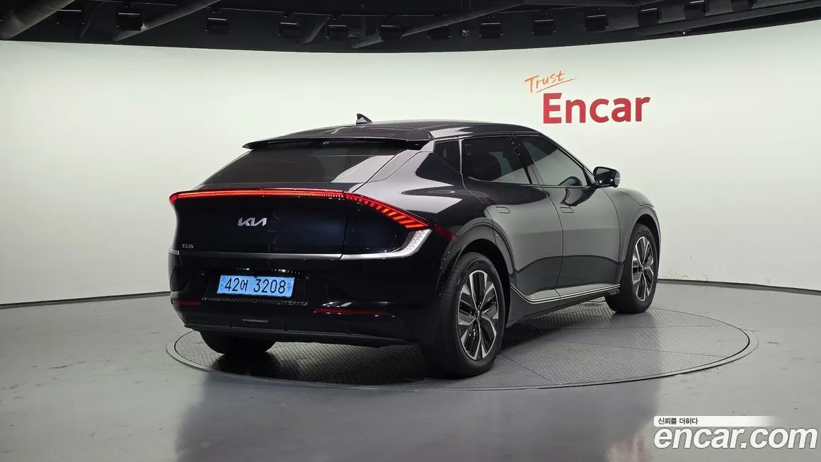 Kia EV6 — фото 2