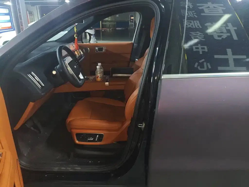 Li Auto L8 2024 из CN, фото 8