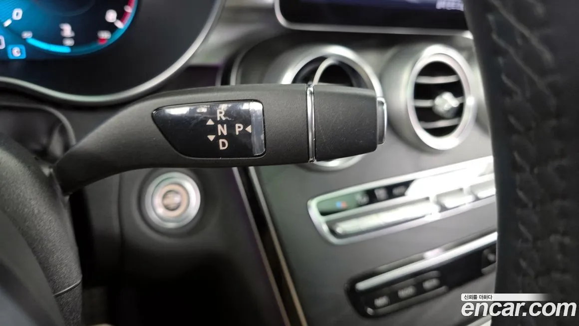 Mercedes-Benz C-Class 2023 из KR, фото 9