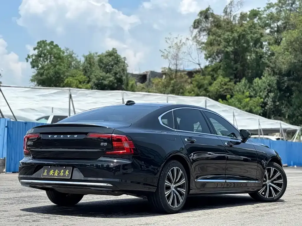 Volvo S90 — фото 6