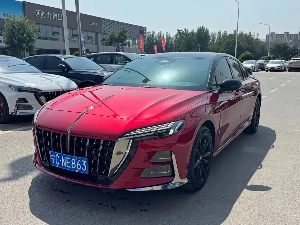 Hongqi H6 — фото 1