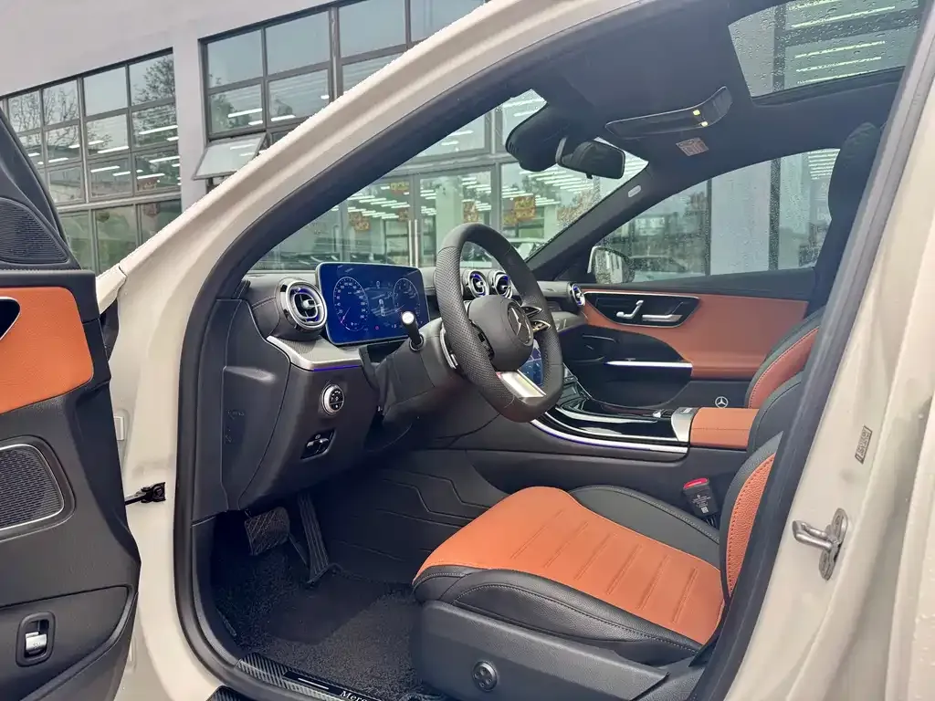 Mercedes-Benz C-Class 2024 из CN, фото 4