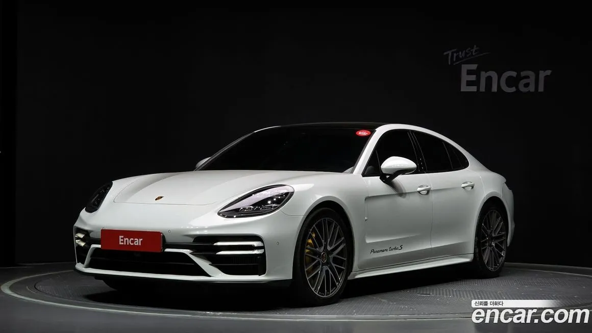 Porsche Panamera 2021 из KR, фото 1