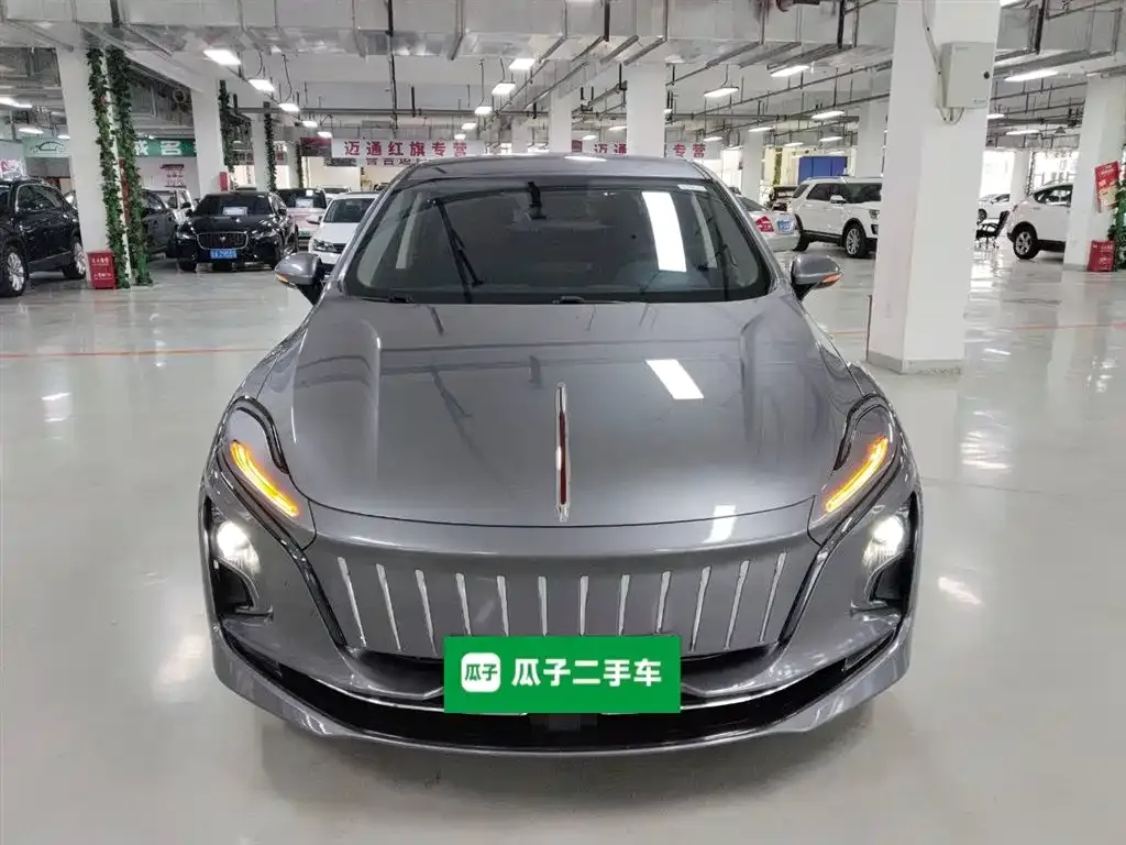 Hongqi E-QM5 2024 из CN, фото 3