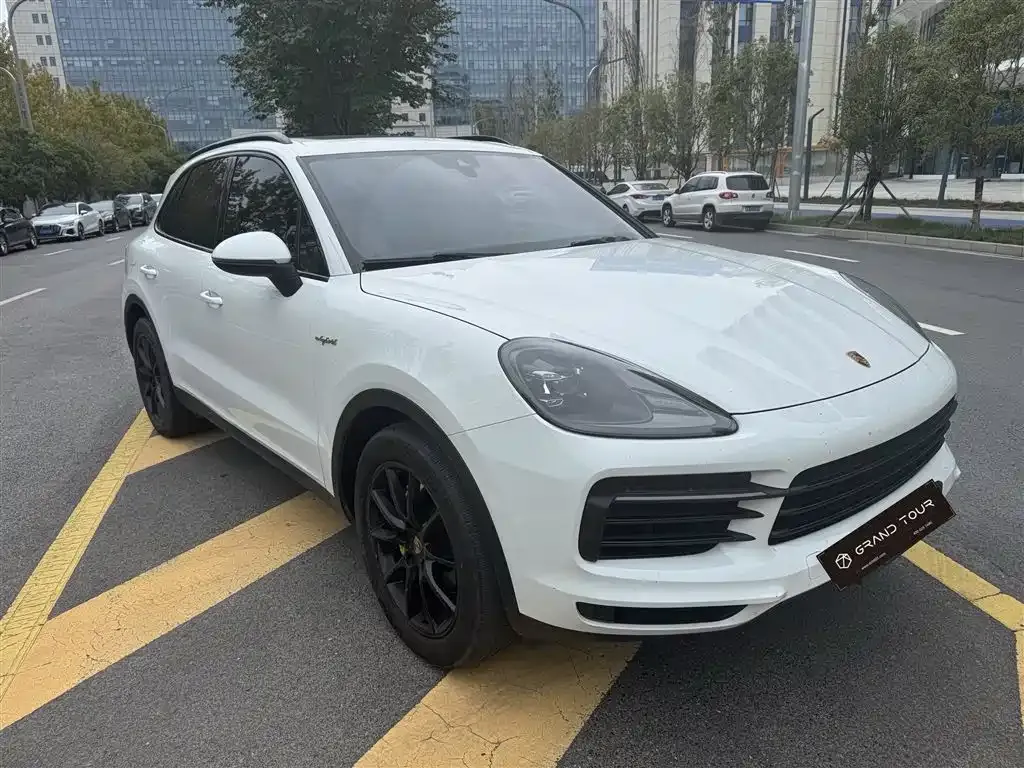 Porsche Cayenne Hybrid 2022 из CN, фото 3