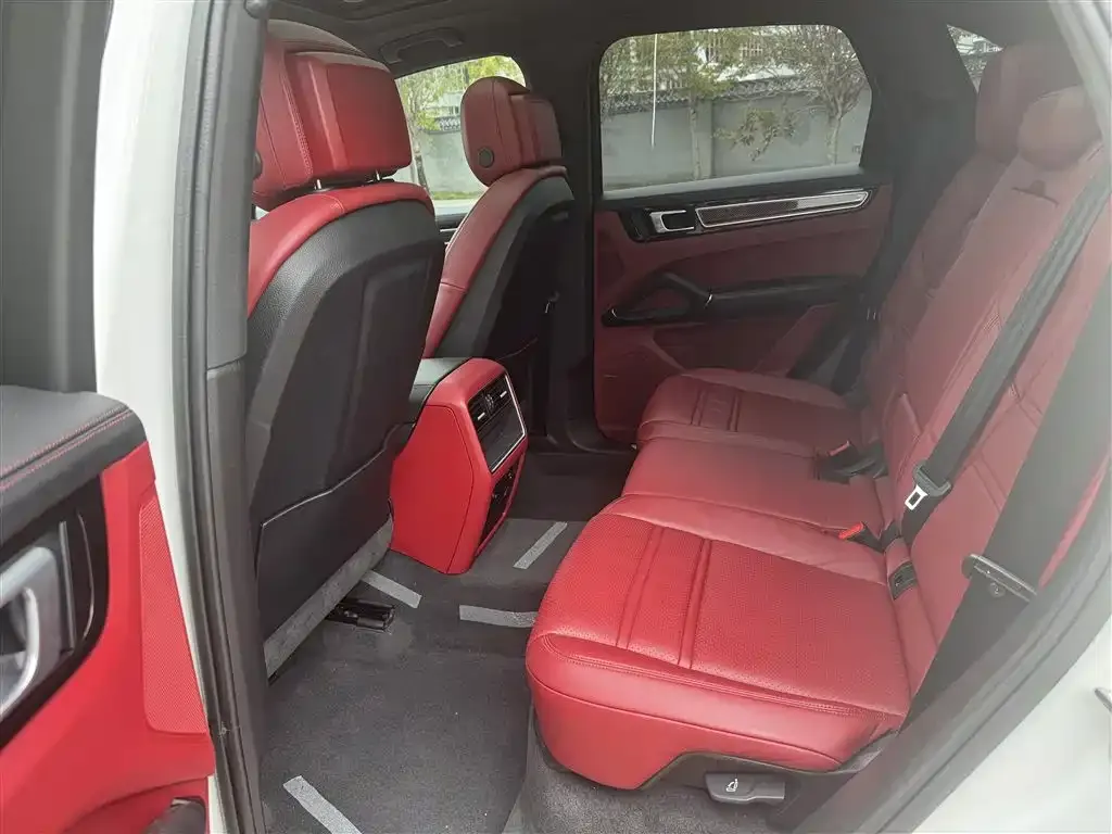 Porsche Cayenne Hybrid 2022 из CN, фото 8