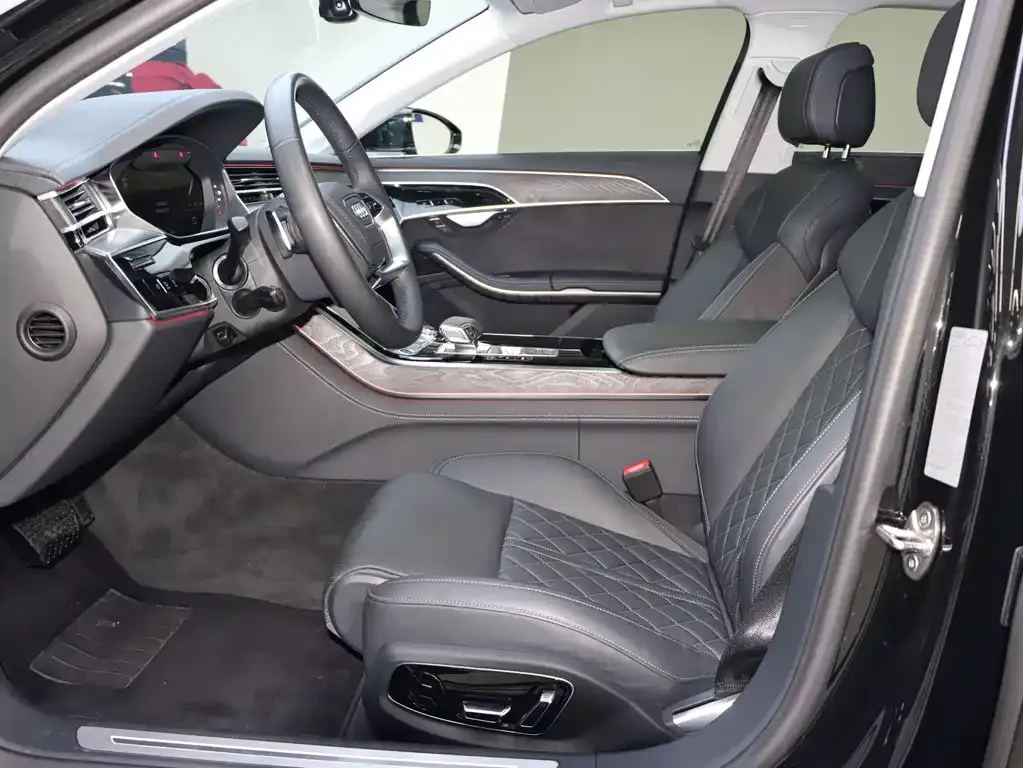 Audi A8 2024 из CN, фото 4