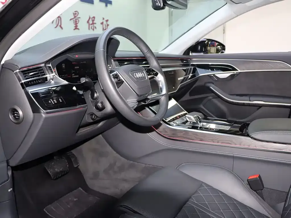 Audi A8 2024 из CN, фото 6