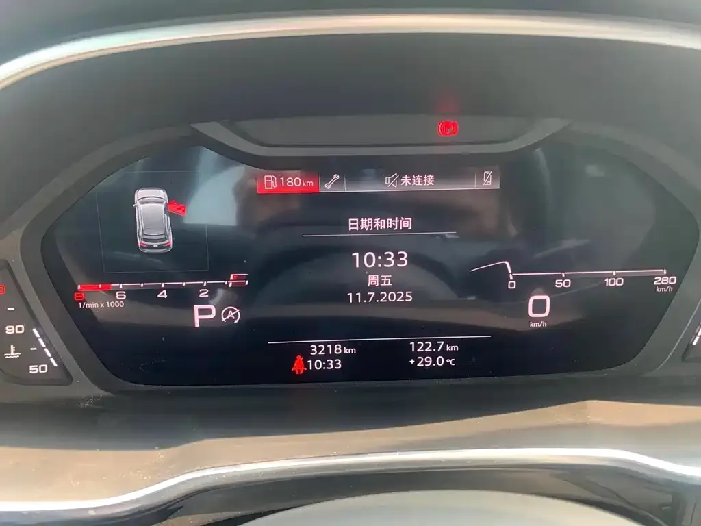 Audi Q3 2024 из CN, фото 6