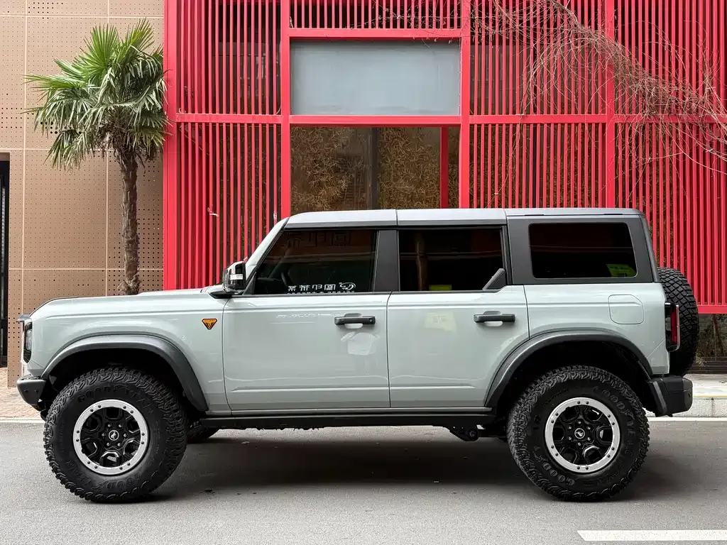 Ford Bronco 2025 из CN, фото 4