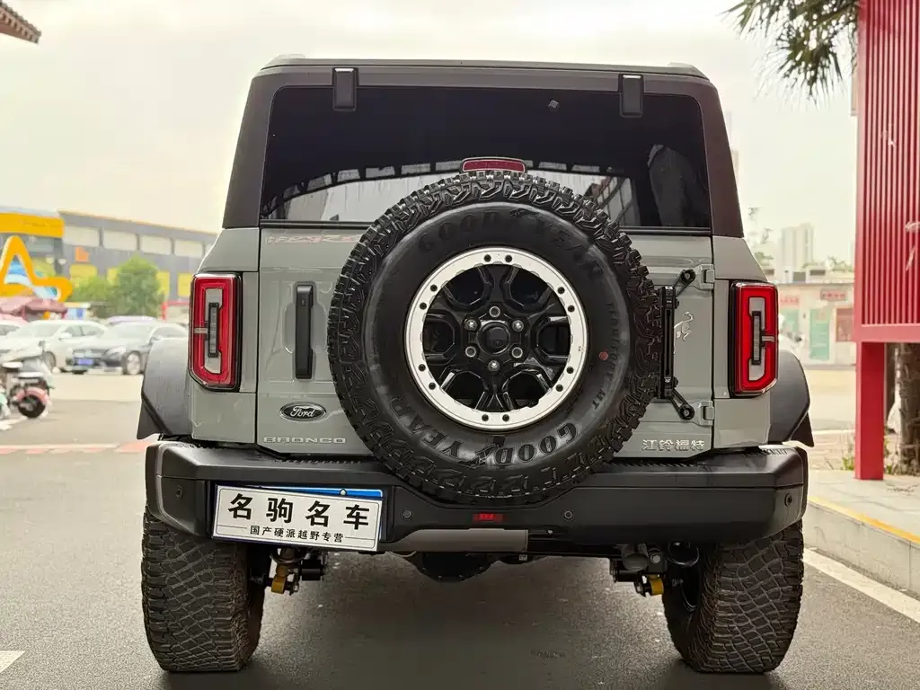 Ford Bronco 2025 из CN, фото 6