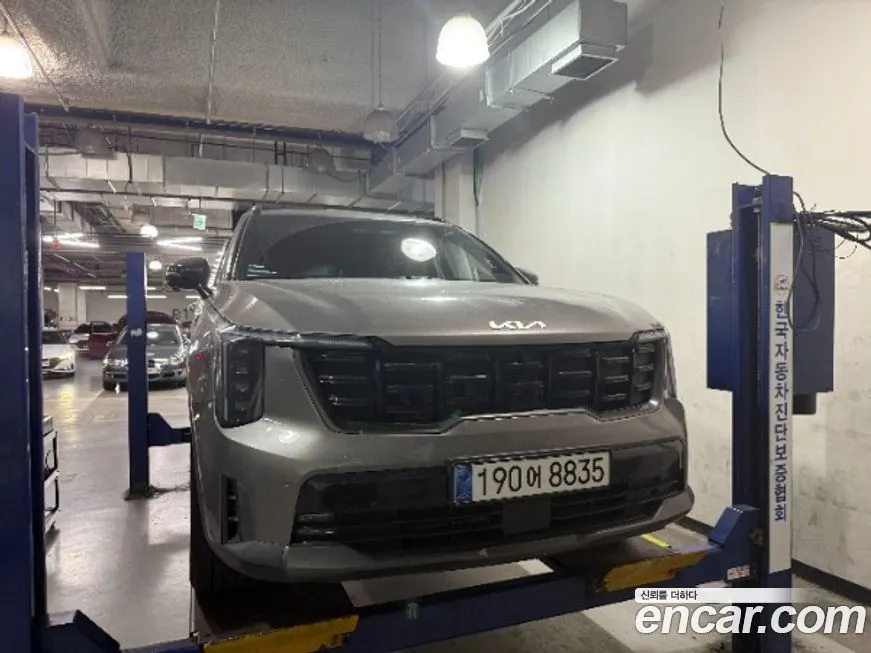 Kia Sorento — фото 1