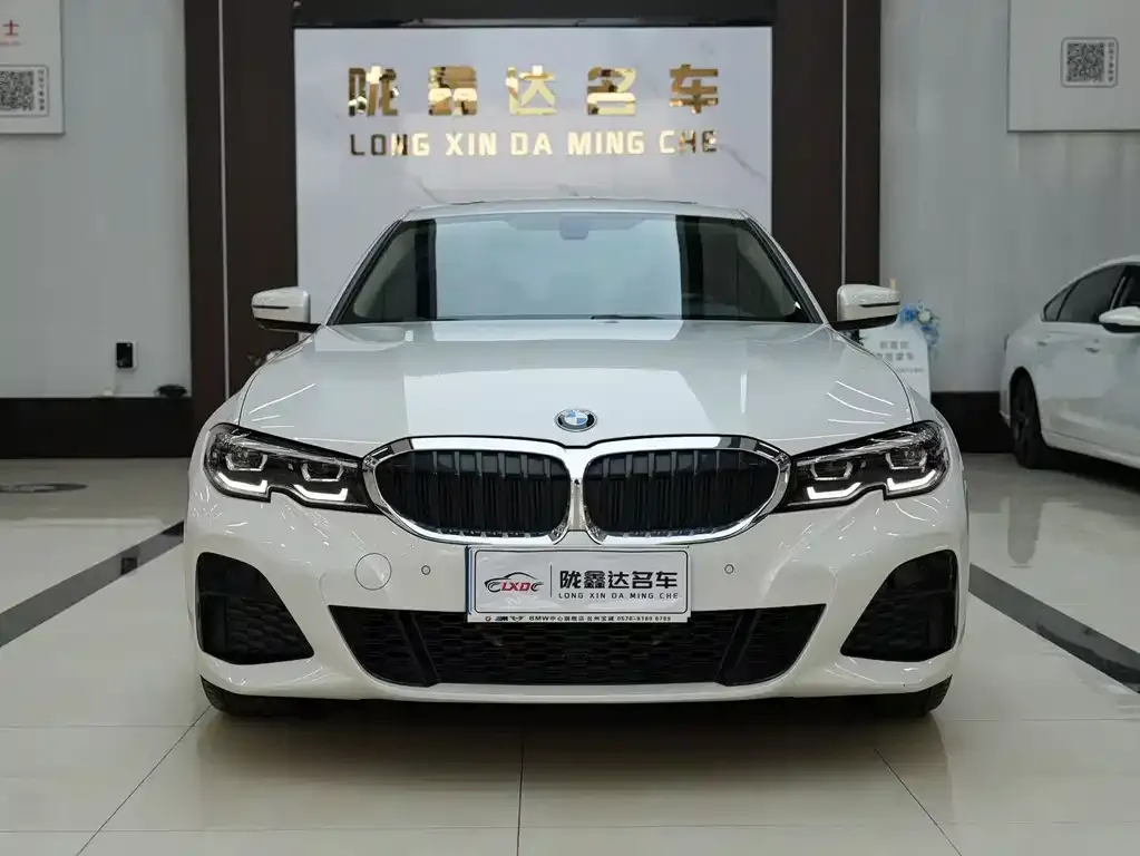 BMW 3 Series 2021 из CN, фото 2