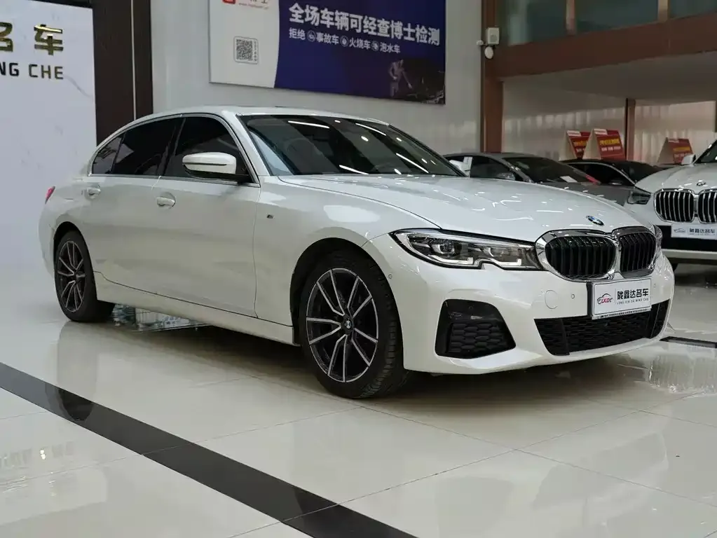 BMW 3 Series 2021 из CN, фото 3