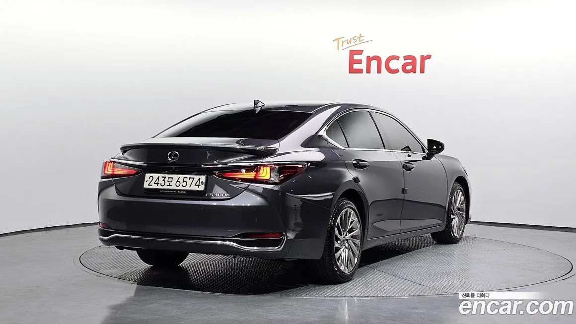 Lexus ES 2023 из KR, фото 2